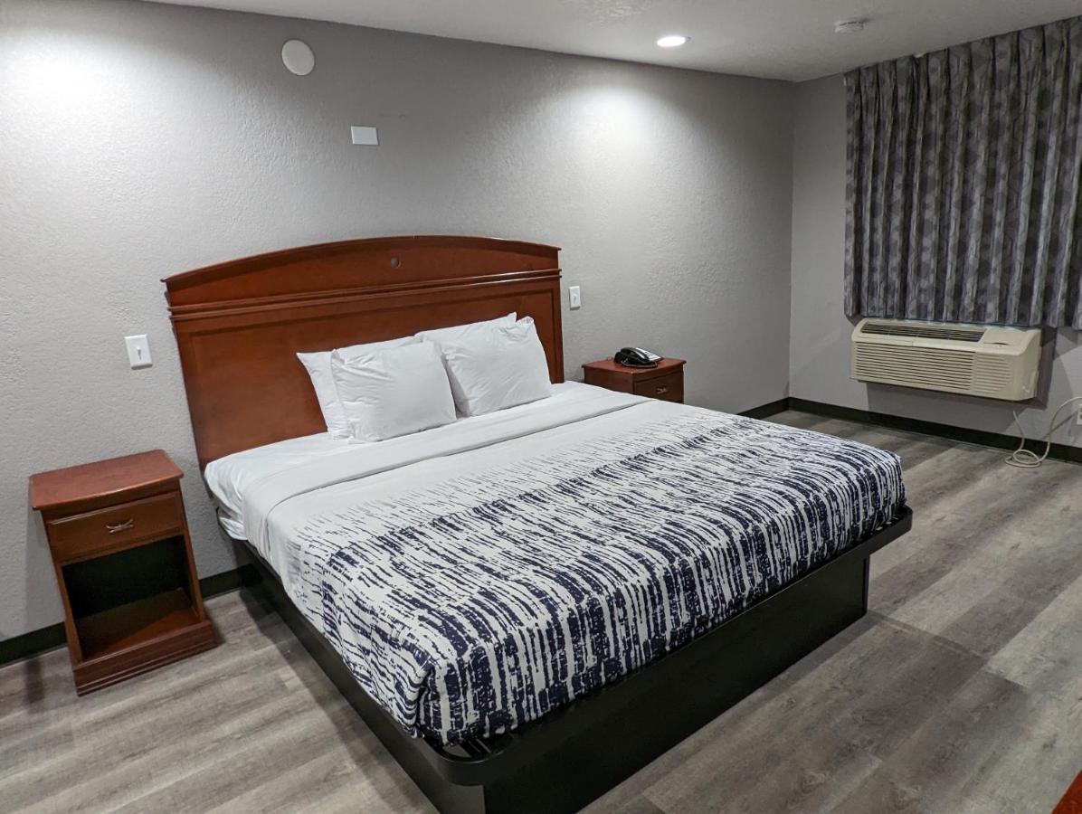 Okc Hotel Oklahoma City Eksteriør billede
