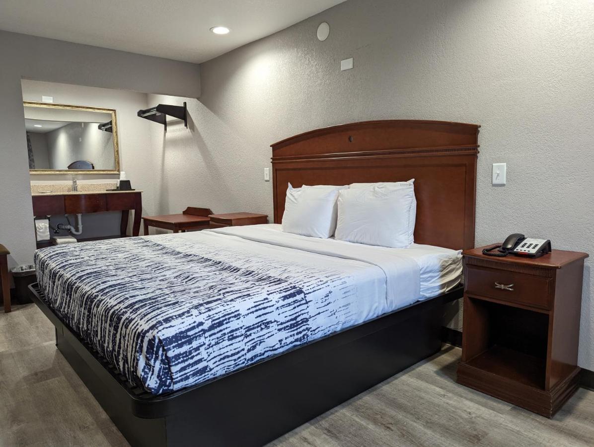 Okc Hotel Oklahoma City Eksteriør billede